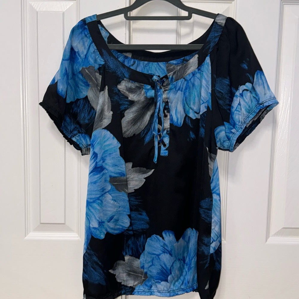 Women’s Floral Blouse